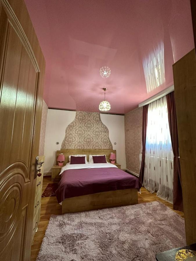 Guest House Elguja Qushashvili Stepantsminda Exterior photo